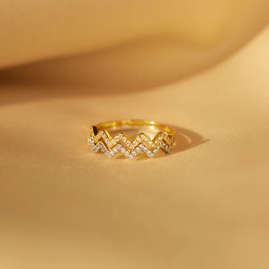 Highs and Lows Ring for Daughter with ‘Love from Mum’ Engraving Gift Set
