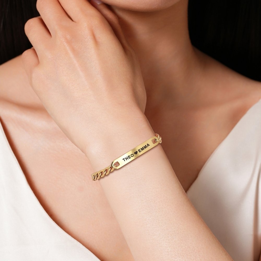 Engraveable Bar Bracelet