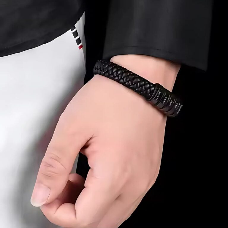 Best Dad In The World – Inner Circle Classic Bracelet with Engraved Name Beads