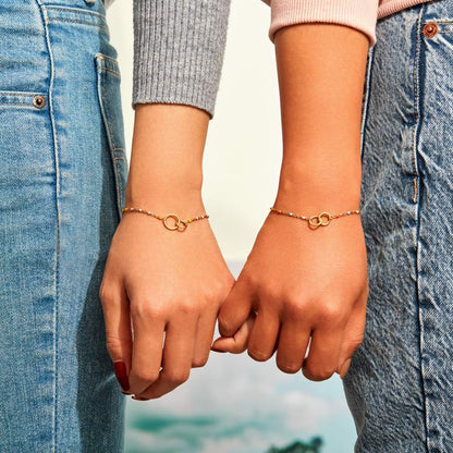 ‘Girl Gang’ Interlocking Friendship Bracelet