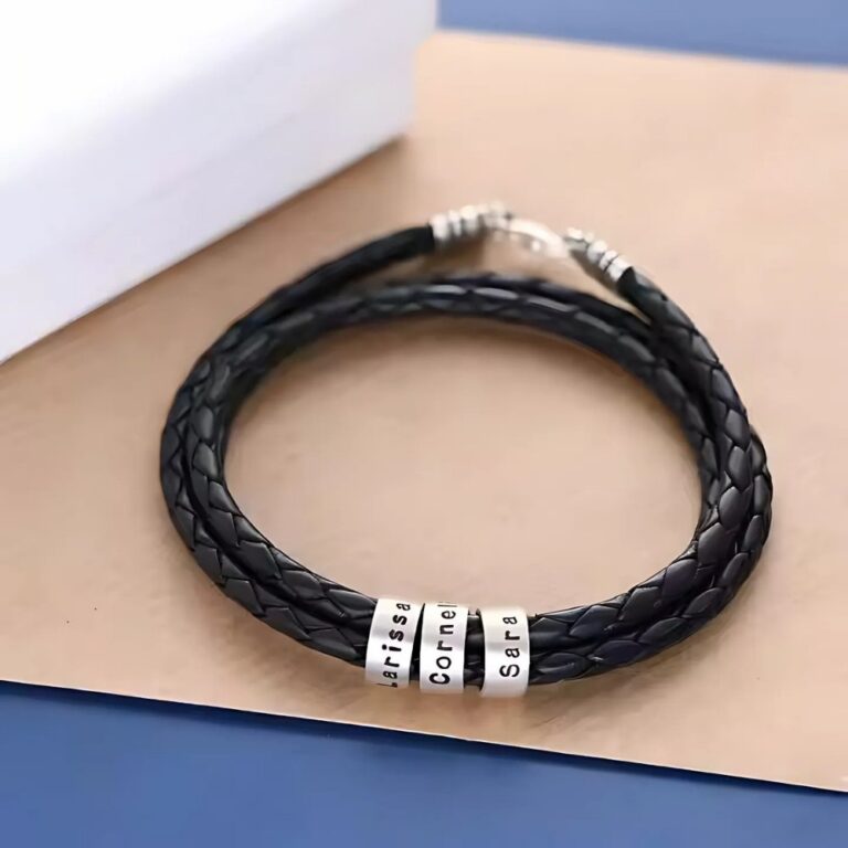 Inner Circle Timeless Bracelet with Engraved Name Beads