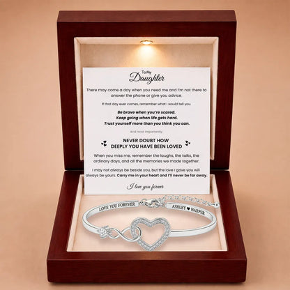 Forever Linked Bracelet For Daughter - 'Never Doubt A Mother’s Love'