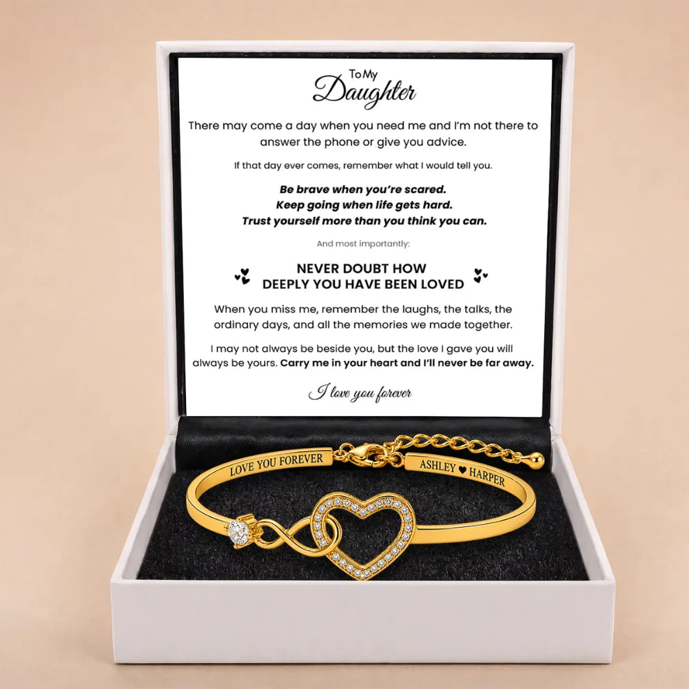 Forever Linked Bracelet For Daughter - 'Never Doubt A Mother’s Love'