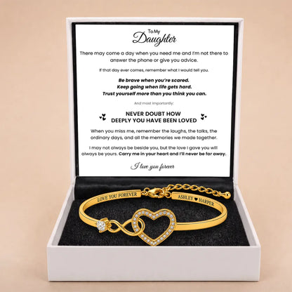 Forever Linked Bracelet For Daughter - 'Never Doubt A Mother’s Love'