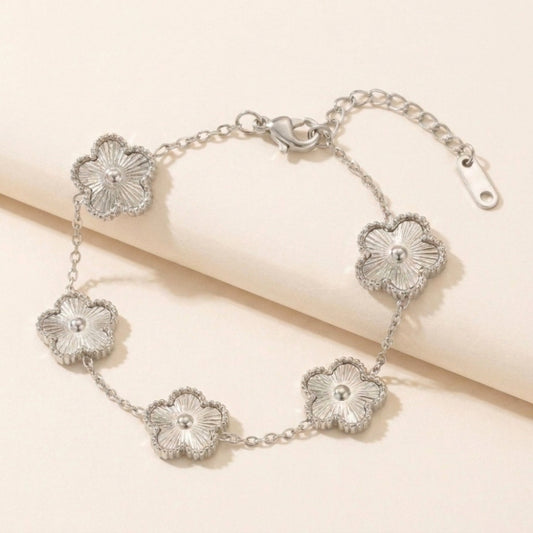 Lucky Clover Charm Bracelet