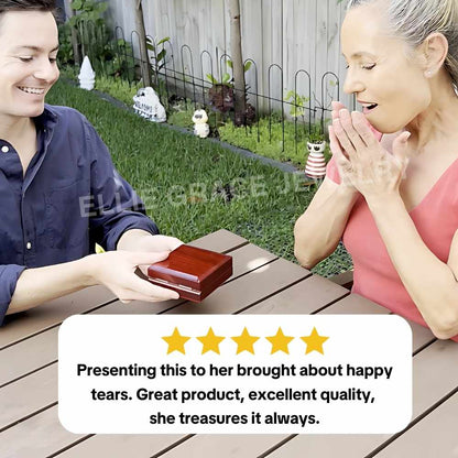 To The Best Mum In The World – Interlocking Hearts Name Necklace